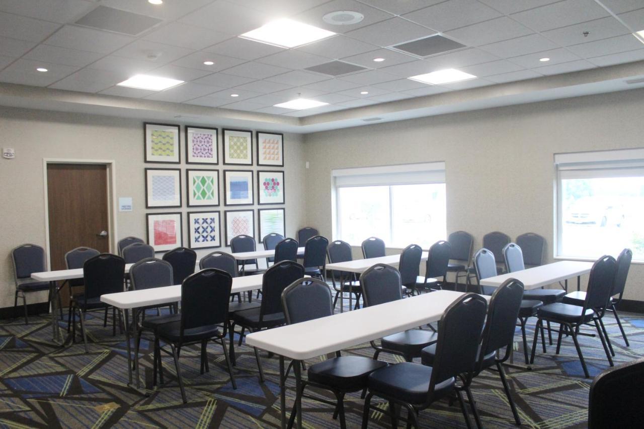Holiday Inn Express & Suites - Kokomo South By Ihg Exterior foto