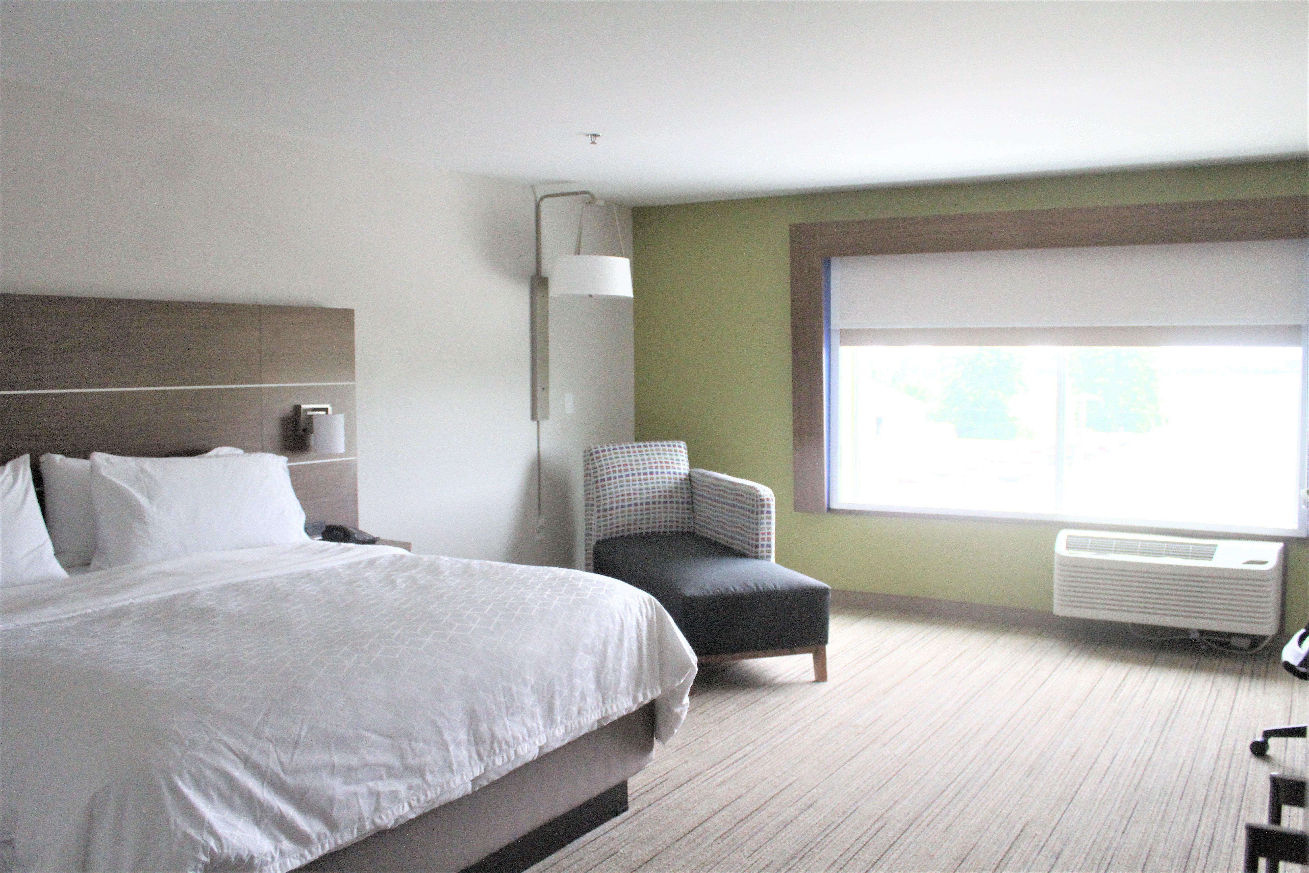 Holiday Inn Express & Suites - Kokomo South By Ihg Exterior foto
