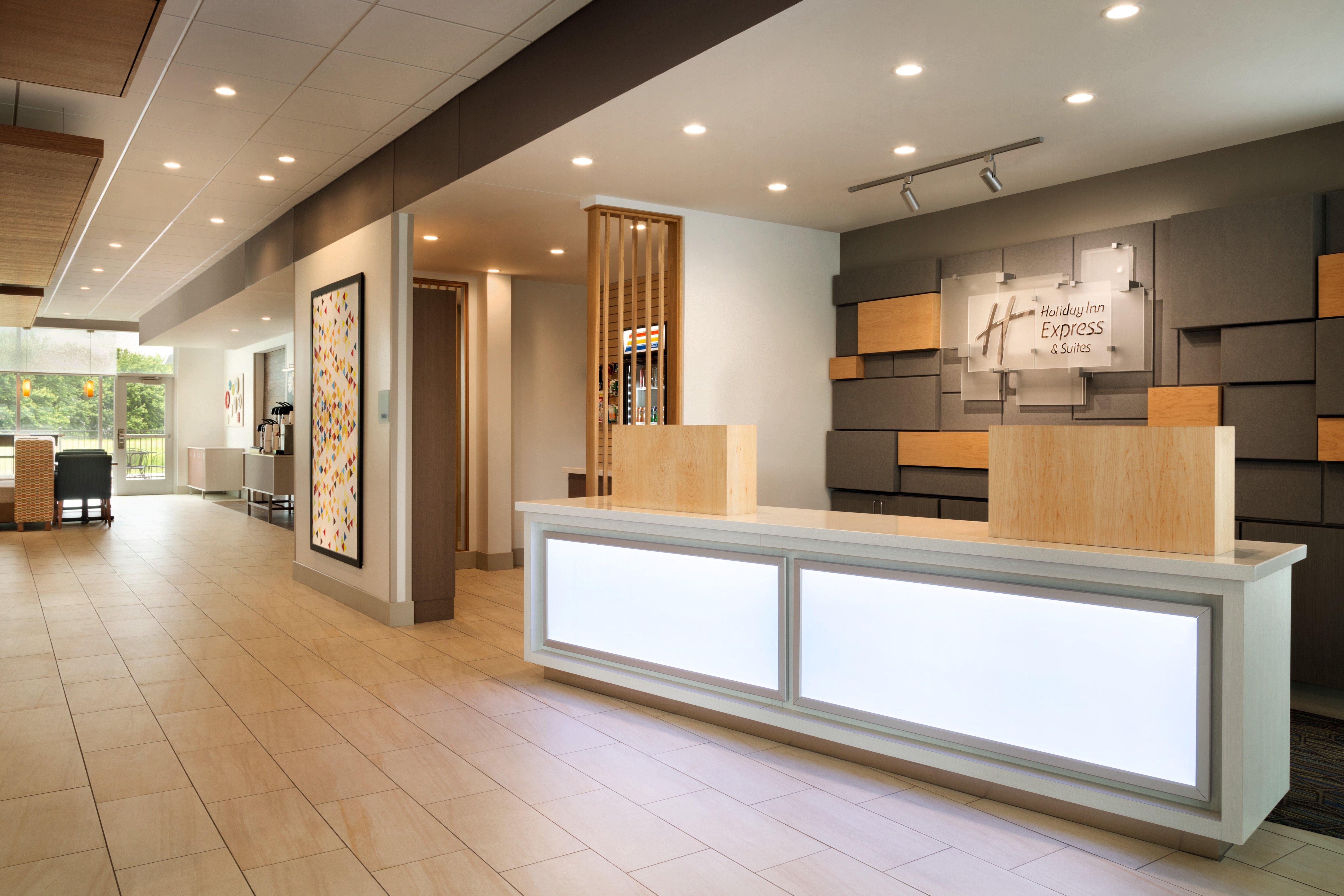 Holiday Inn Express & Suites - Kokomo South By Ihg Exterior foto